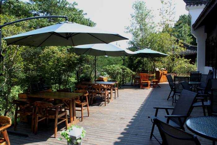 開好一家餐廳，這臺洗碗機設備必不可少，餐廳清洗餐具小妙招