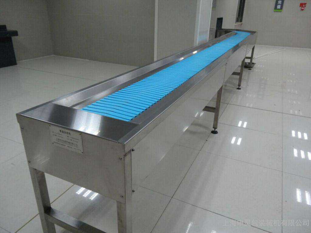 餐盤輸送帶，食堂有了它 洗碗工人又可以輕松一點(diǎn)啦